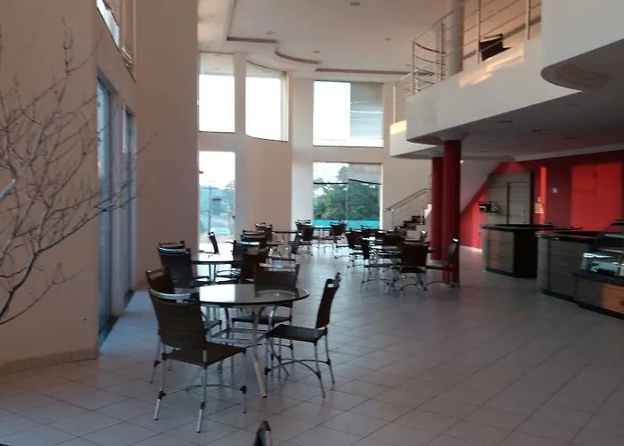 Imbau Palace Hotel